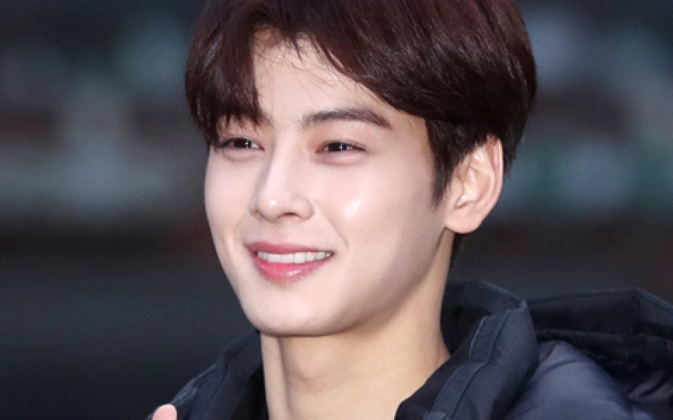  “顔の天才”“美しすぎる”と大絶賛！今旬の顔“チャ・ウヌ”に注目★