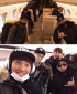 キム・ジョングク、『ランニングマン』メンバーと自家用ジェットで記念撮影