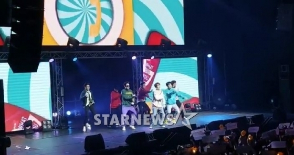 Block B、アムステルダム公演映像…2千万ファンが大合唱