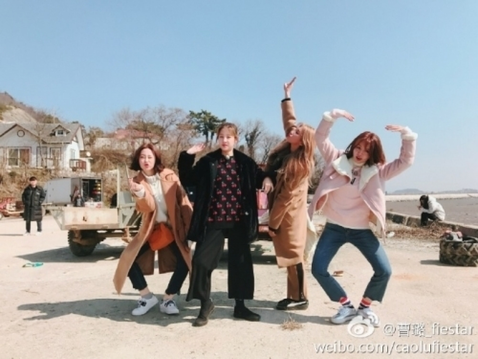 ヨンジ&パク・ボラムなどコミカルな写真を公開