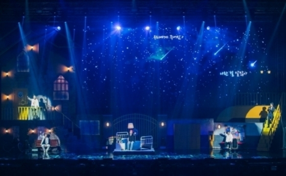 SECHSKIES、20周年のファンミ“忘れられない思い出になるように”