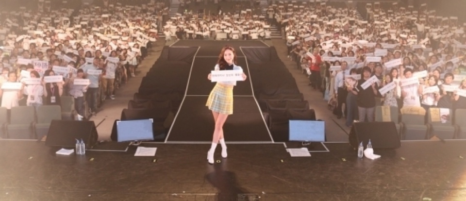 ジェシカ、1年2か月ぶりの日本ファンミに4000人が集結