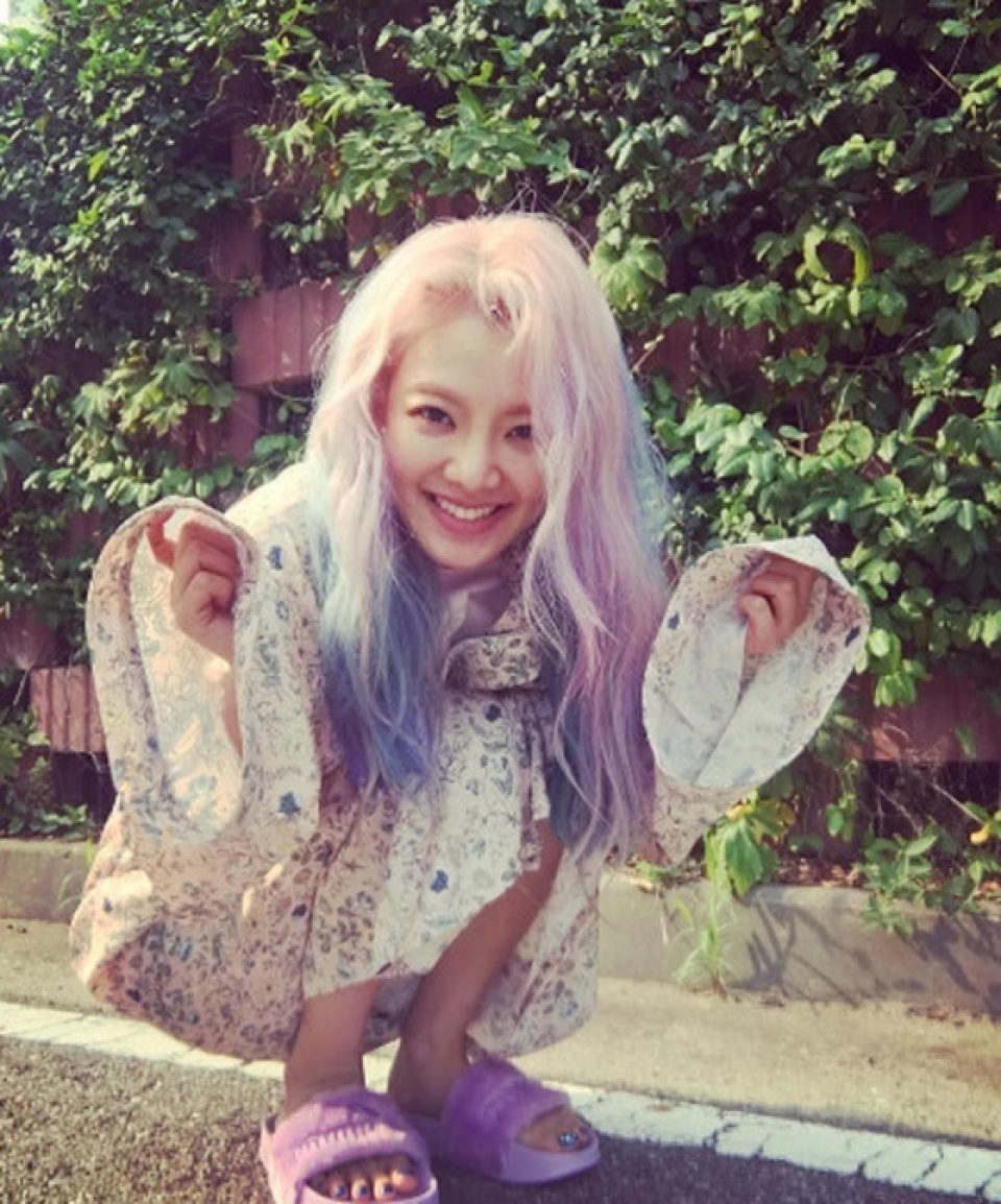 ヒョヨン、ラブリーな日常フォトを公開