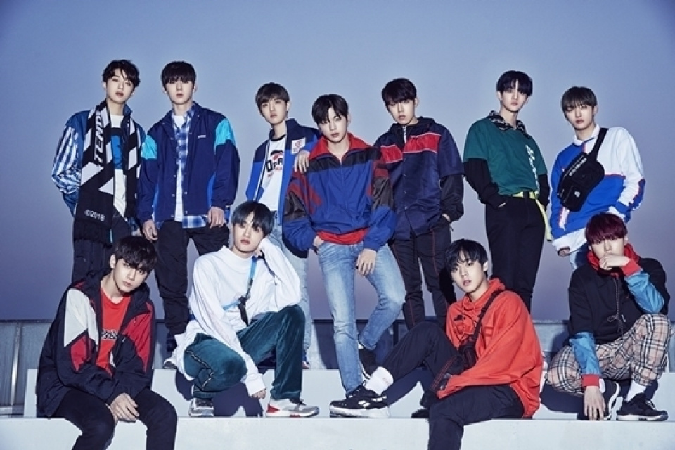 Wanna One、2018 AAAに参加…初のラインナップ公開（公式）
