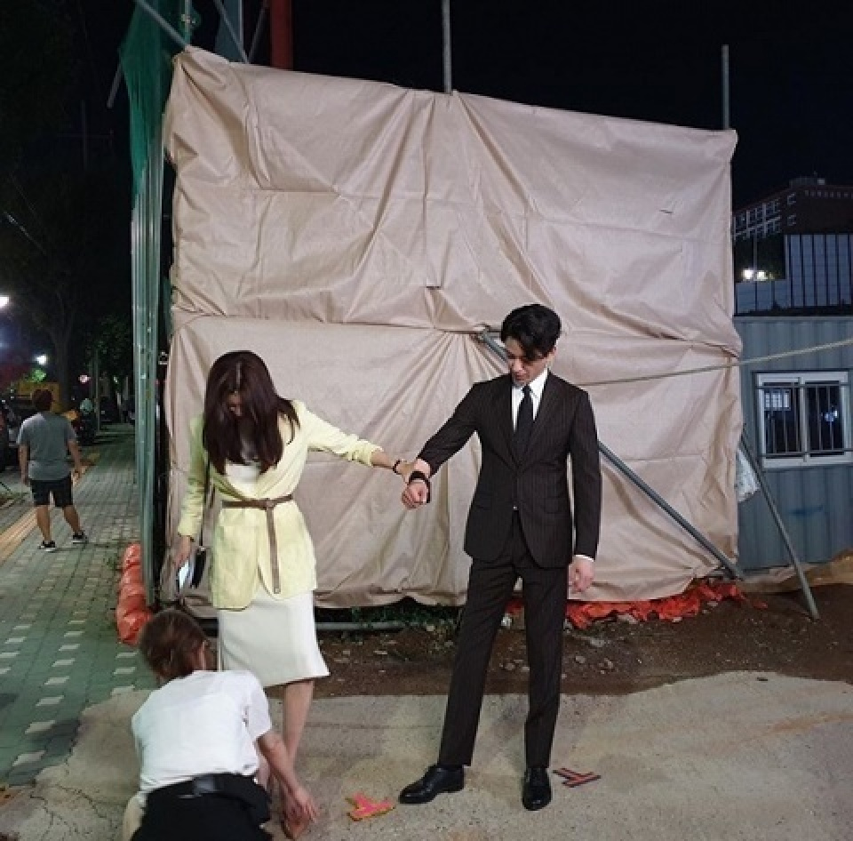 イム・ジュファン、イ・ソンビンへの気遣いを見せる「Manners Maketh Man」