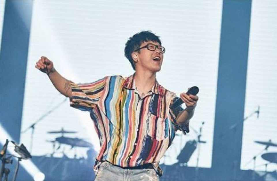 ハ・ヒョヌ、不適切な衣装着用で謝罪