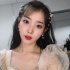 IU、マレーシアでも輝く美貌を誇る