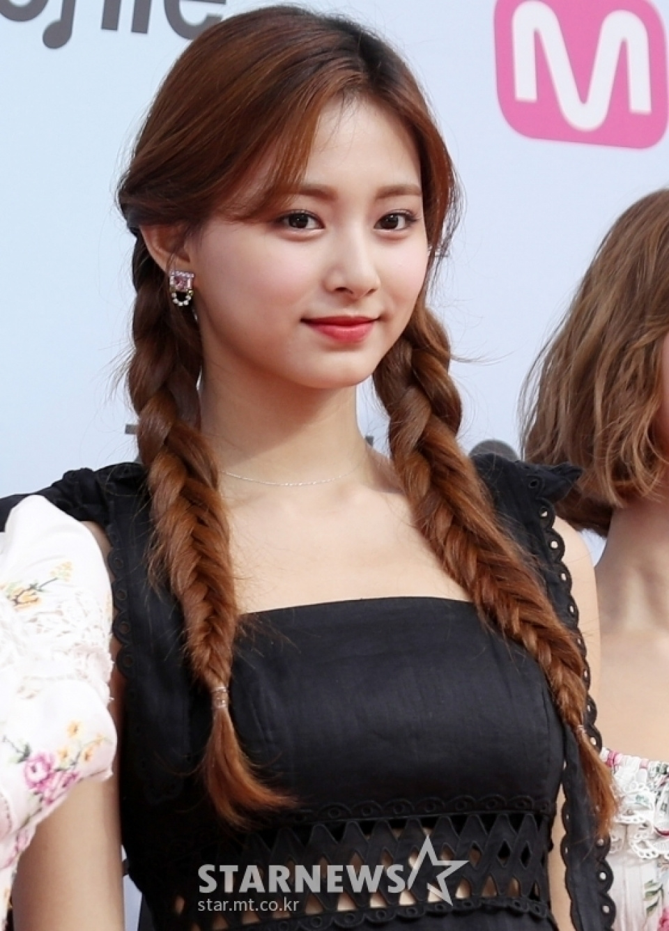 ツウィ、台湾に帰省で自宅隔離中