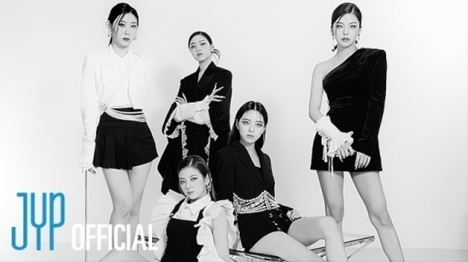 ITZY、5thミニアルバムのコンセプトフィルムで新たなビジュアル公開