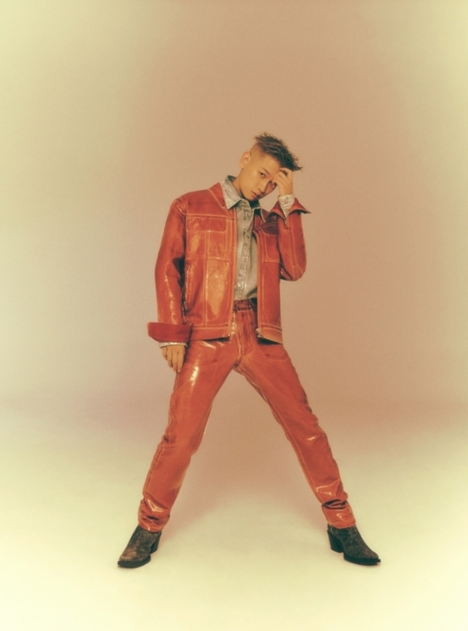 Crush、16日の午後に年末コンサートのチケット前売りオープン