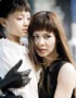歌手アイビー、MVでワイヤー・アクション演技