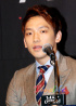 Rain(ピ)、SE7EN(セブン)…芸能兵士への特典に非難続く