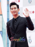 キム・スヒョン、「ソウルドラマアワード」でネットユーザー賞と韓流俳優賞を受賞